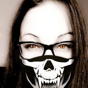 Meet your Posher, Nikki